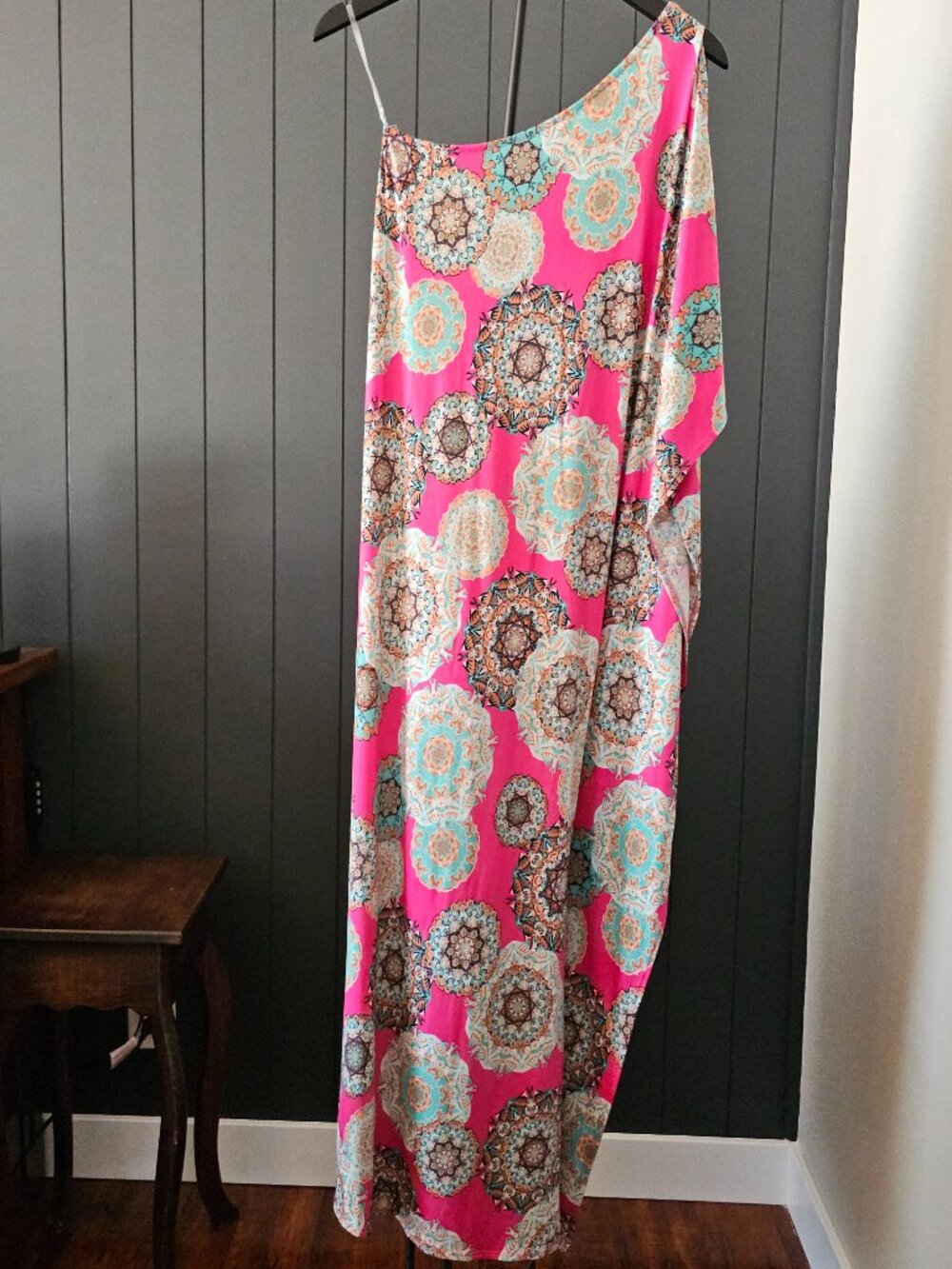 Entro Venice One Shoulder Dress, New with Tags, Size M, Pink with Printed Design